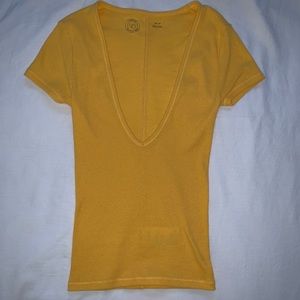 Yellow short sleeve